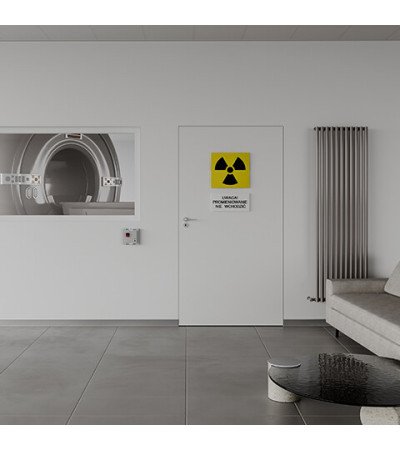 Nematomos ir berėmės durys siūlomos kelių variantų: kaip vienvėrės, dvivėrės, priešgaistrinės nuo grindų iki lubų, vienvėrės su